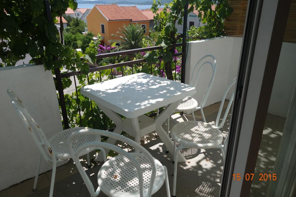 Apartments Mistral 奥瑞比克 客房 照片