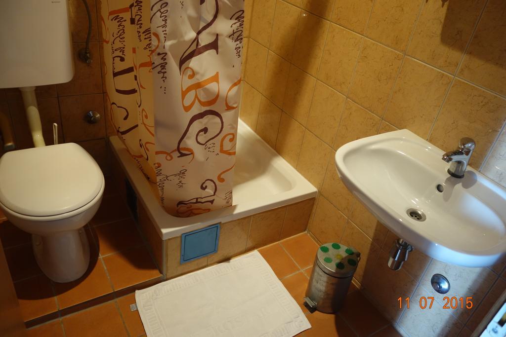 Apartments Mistral 奥瑞比克 客房 照片